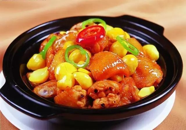 信阳名菜——板栗焖仔鸡