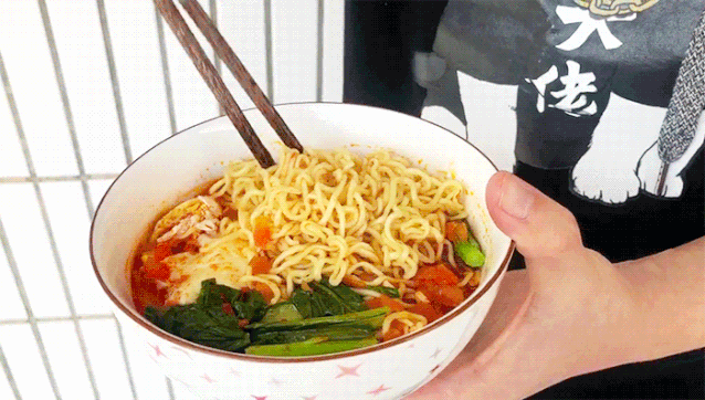 跟着明星张云雷学做饭——泡面