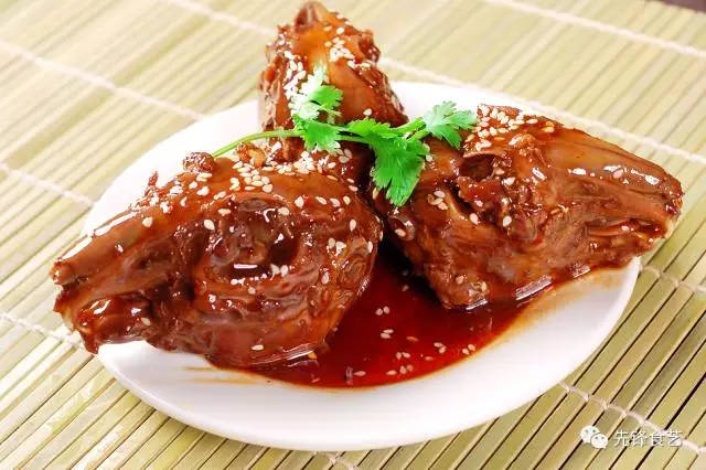 成都风味——麻辣兔头